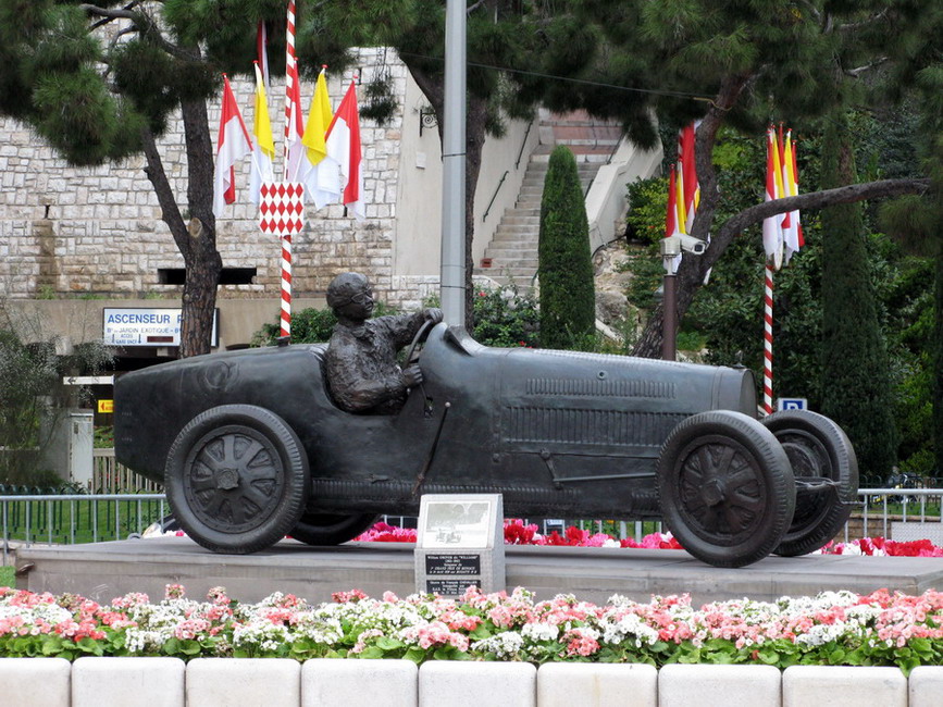     Williams -      1.   - ,    14  1929     Bugatti 35 B.