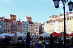 Варшава - множество кафе и ресторанов с национальной кухней расположены по периметру